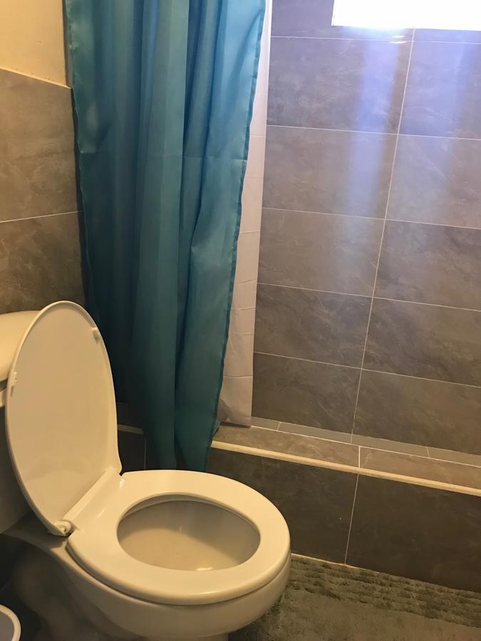 1 Bedroom / 1 Bath . Private Apt. Free Wifi, Interent&Parking Sinajana Buitenkant foto